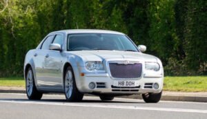 Drivers risk £300 fine